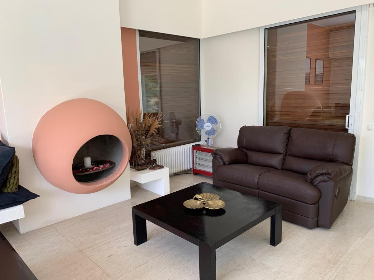 Oasis Exclusive @ Athenian Riviera