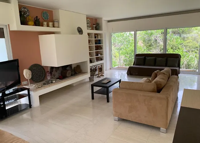 Oasis Exclusive Apartment @ Athenian Riviera